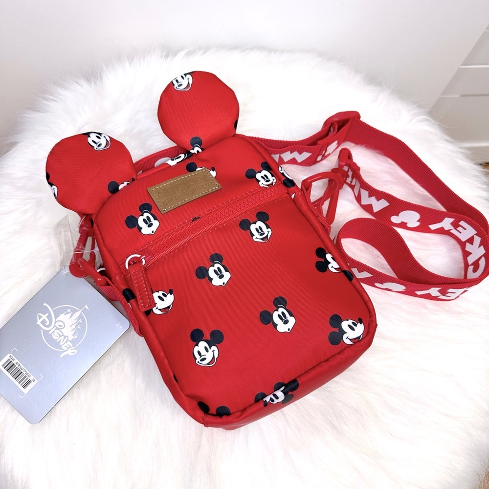 NEW Disney Mickey Mouse Crossbody Bag